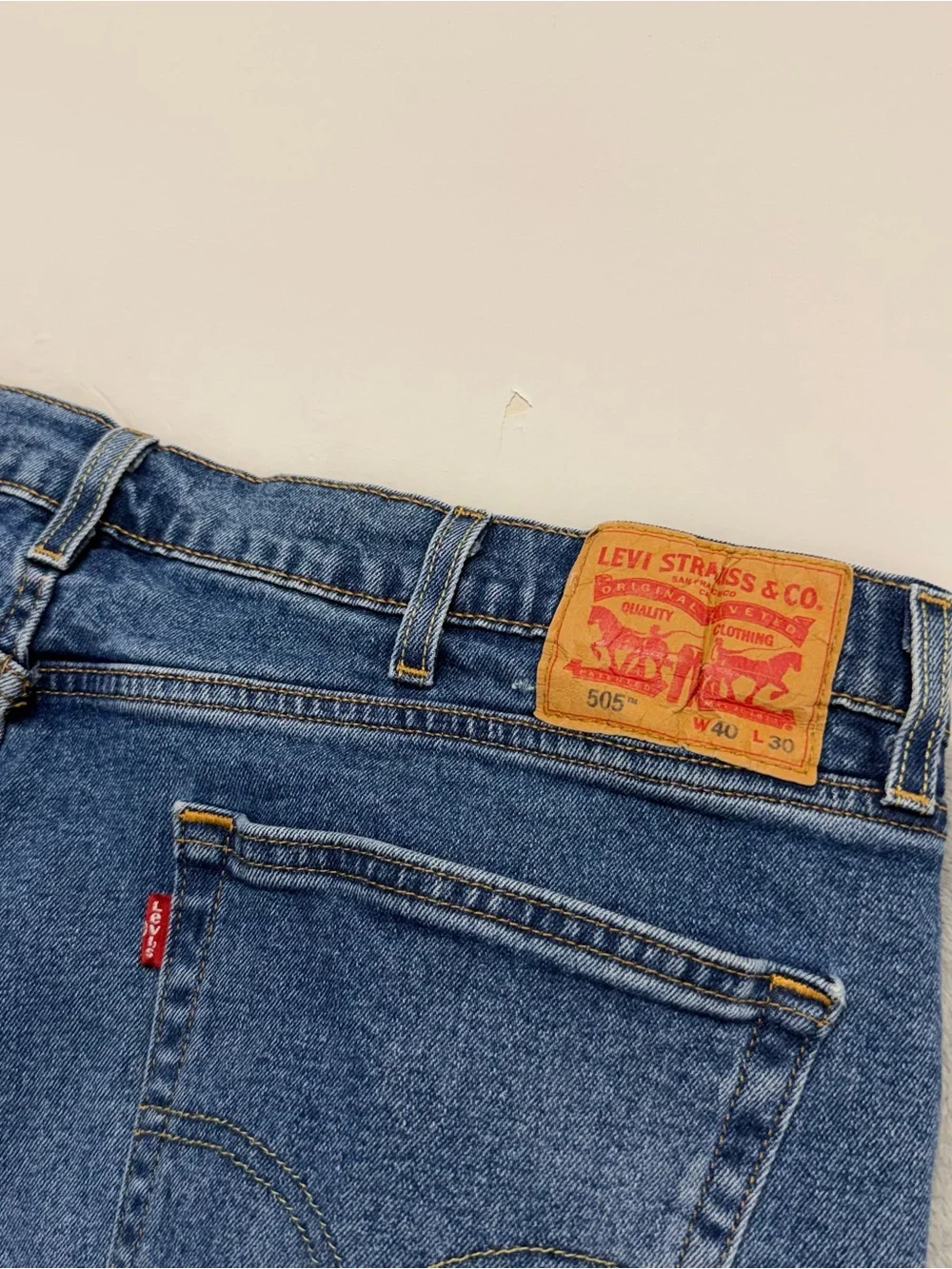 Levi's 505 Jeans Regular Fit Straight Leg Medium Wash Denim Stretch Mens 40x30